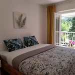 Pinia With Free Parking 公寓 洛夫兰