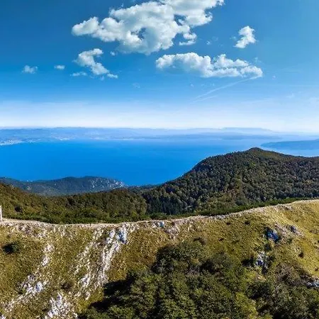 Pinia With Free Parking Laurana