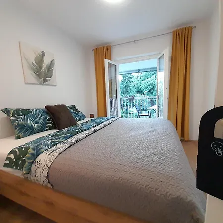 Apartment Pinia Lovran With Balcony & Free Parking
