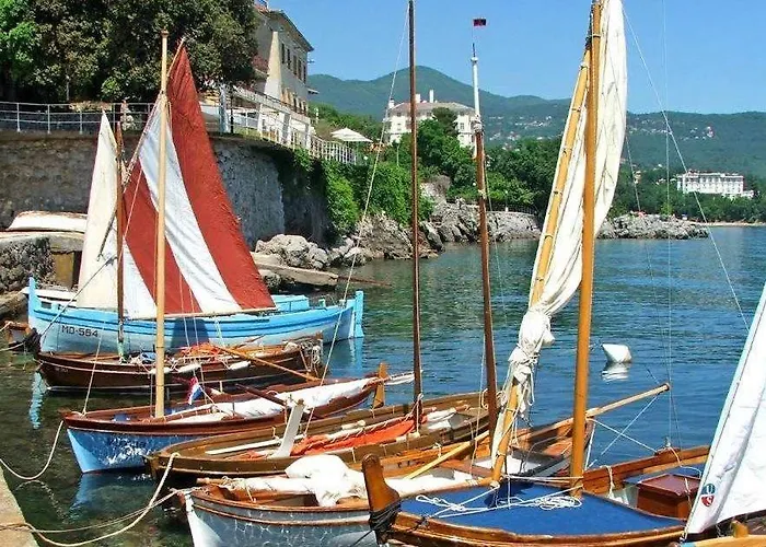 Pinia With Free Parking